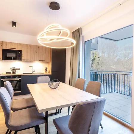 Apartmanhotel Lisal 4*