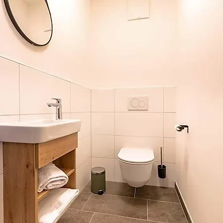 Lisal Aparthotel